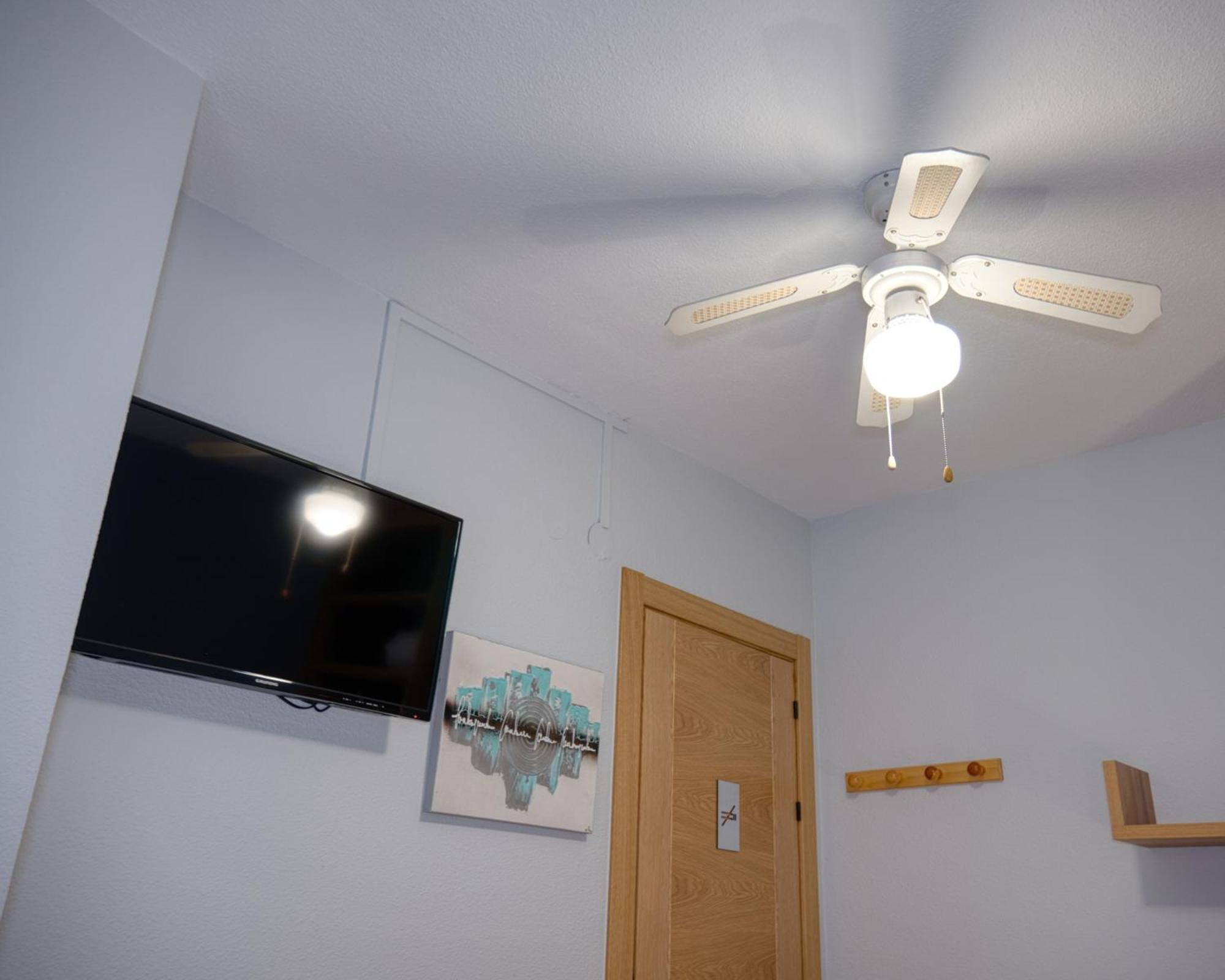 Pension Pamplonabeds Экстерьер фото